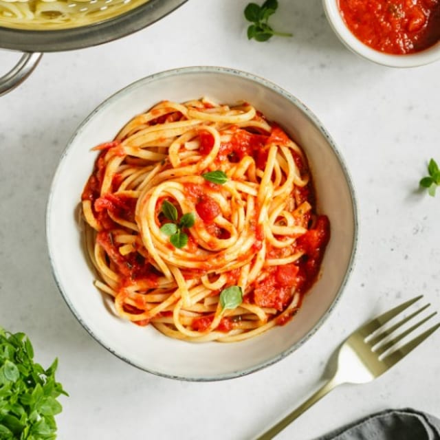 Spaghetti (Pasta).